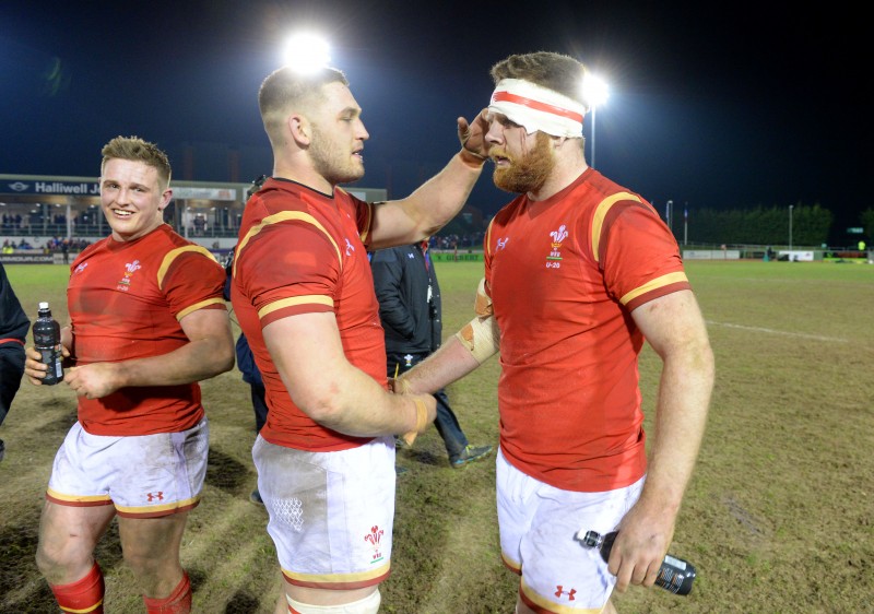 Phillips Backs Wales Spirit To Overcome England