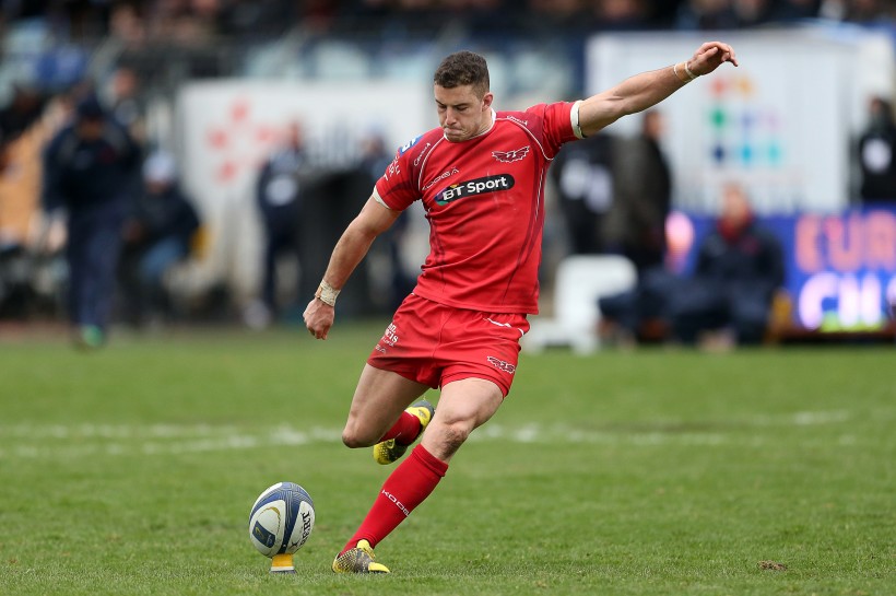 Shingler Goes From Scarlet To Blue And Earle Could Be Next