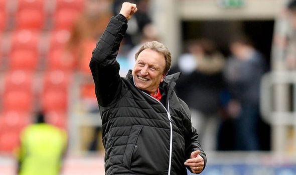 Warnock Keen To Win Battle Of The Championship’s Senior Servants