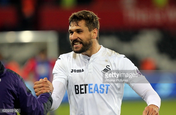 Fernando Llorente Is As Good As Ronaldo And Bale (In The Air) Says Paul Clement