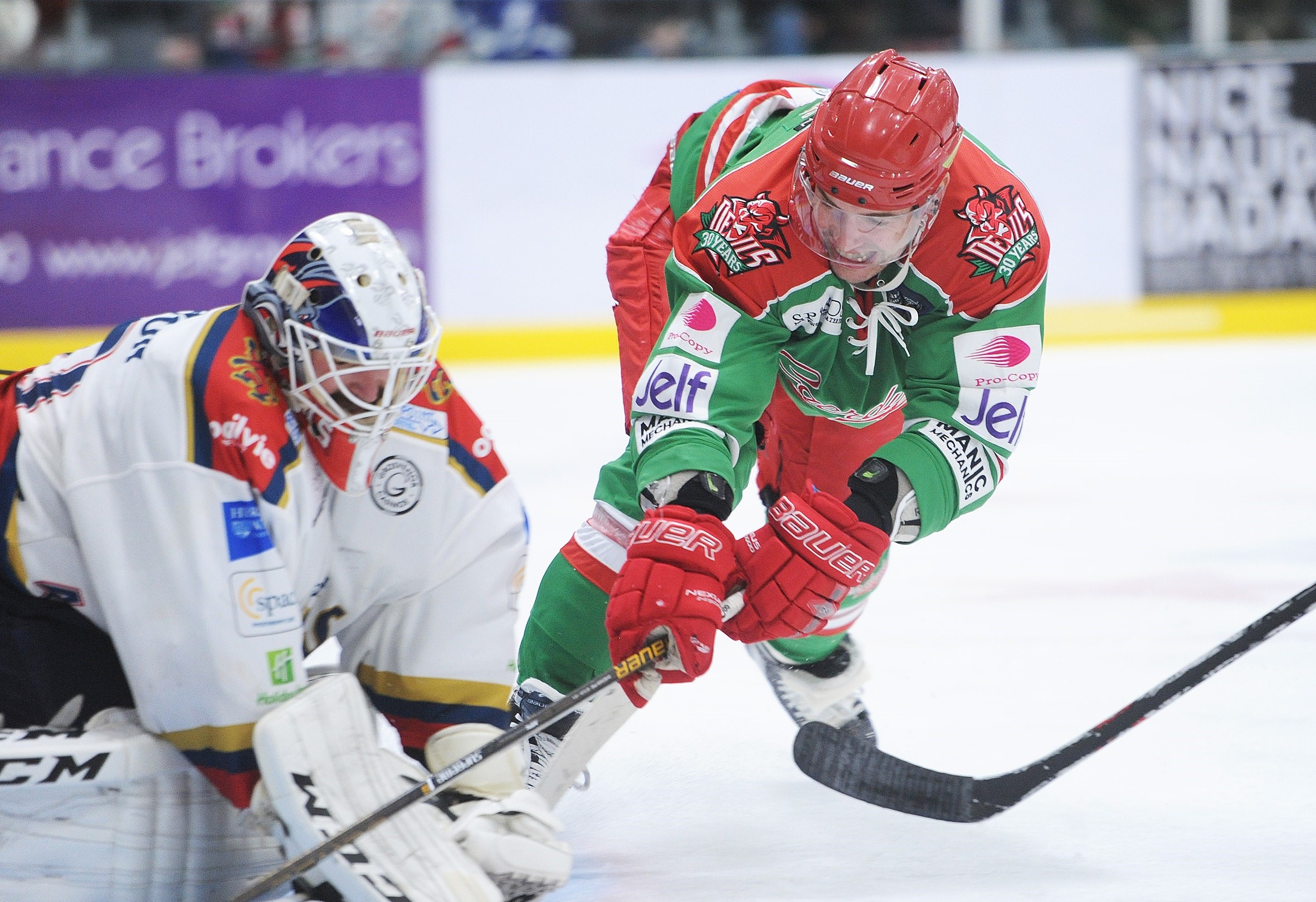 Cardiff Devils Win Challenge Cup On Home Ice