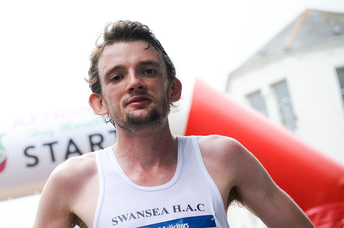 Dewi Griffiths Runs Into Welsh History In Astonishing Marathon Debut