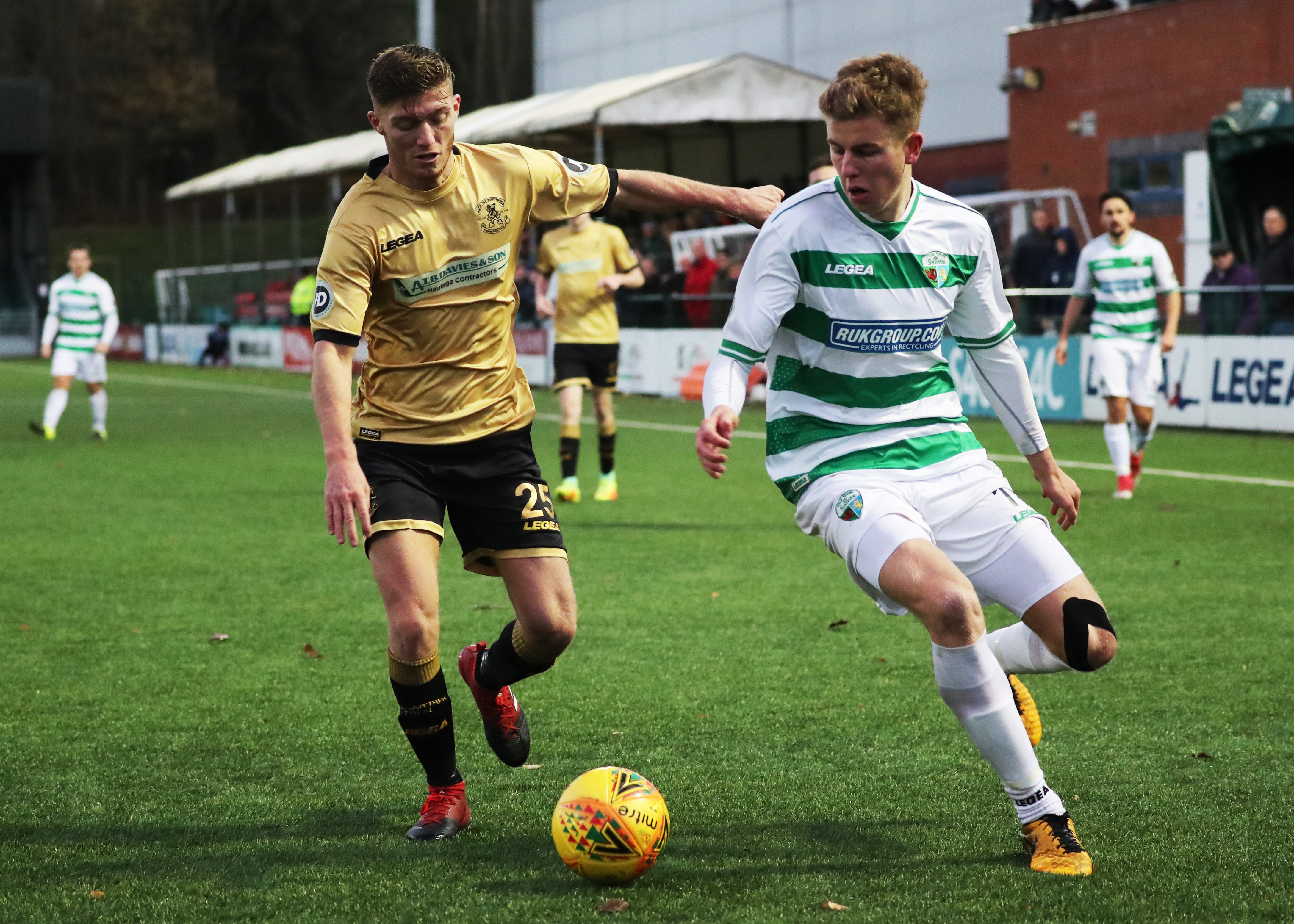 TNS Move Clear, Bangor Thump Bala