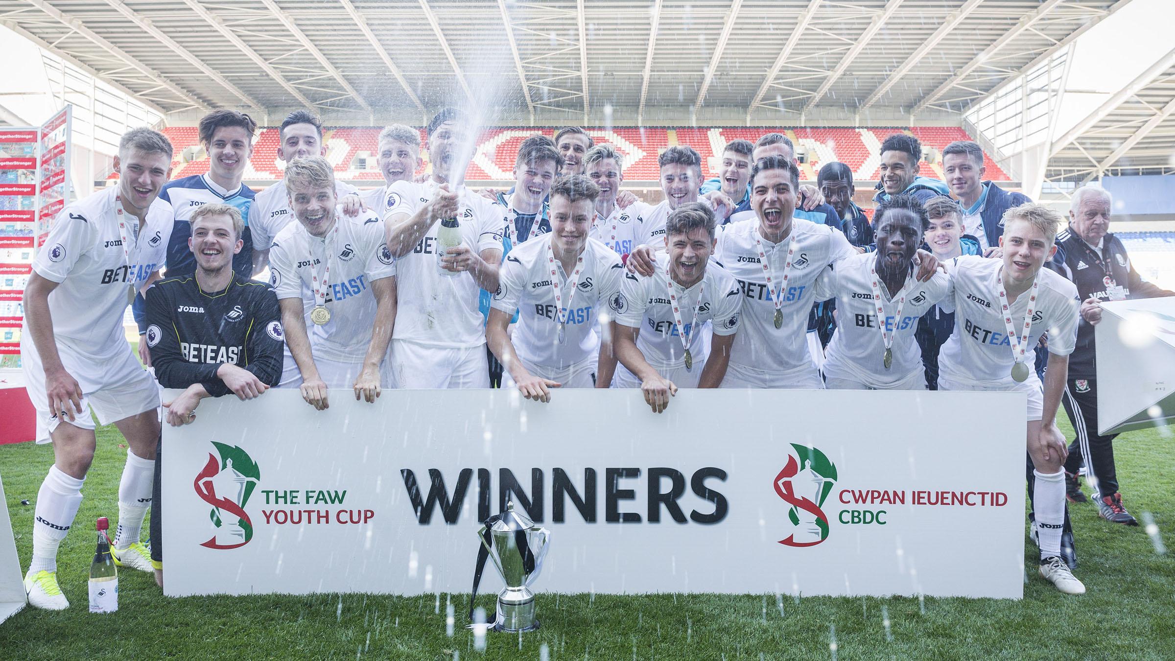 Barry Town Host Holders Swansea In FAW Youth Cup