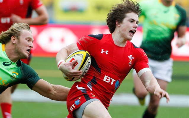 Dragons Swoop For Titanic Rhodri Davies