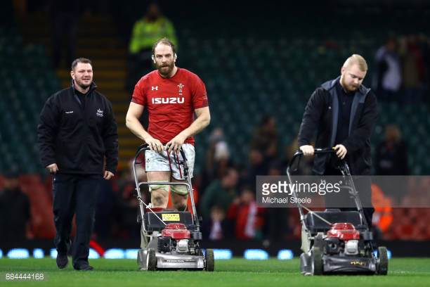 Forget Style, Warren Gatland’s New Plan For Wales Should Be Simple . . . Slow The Scots And Crush Them