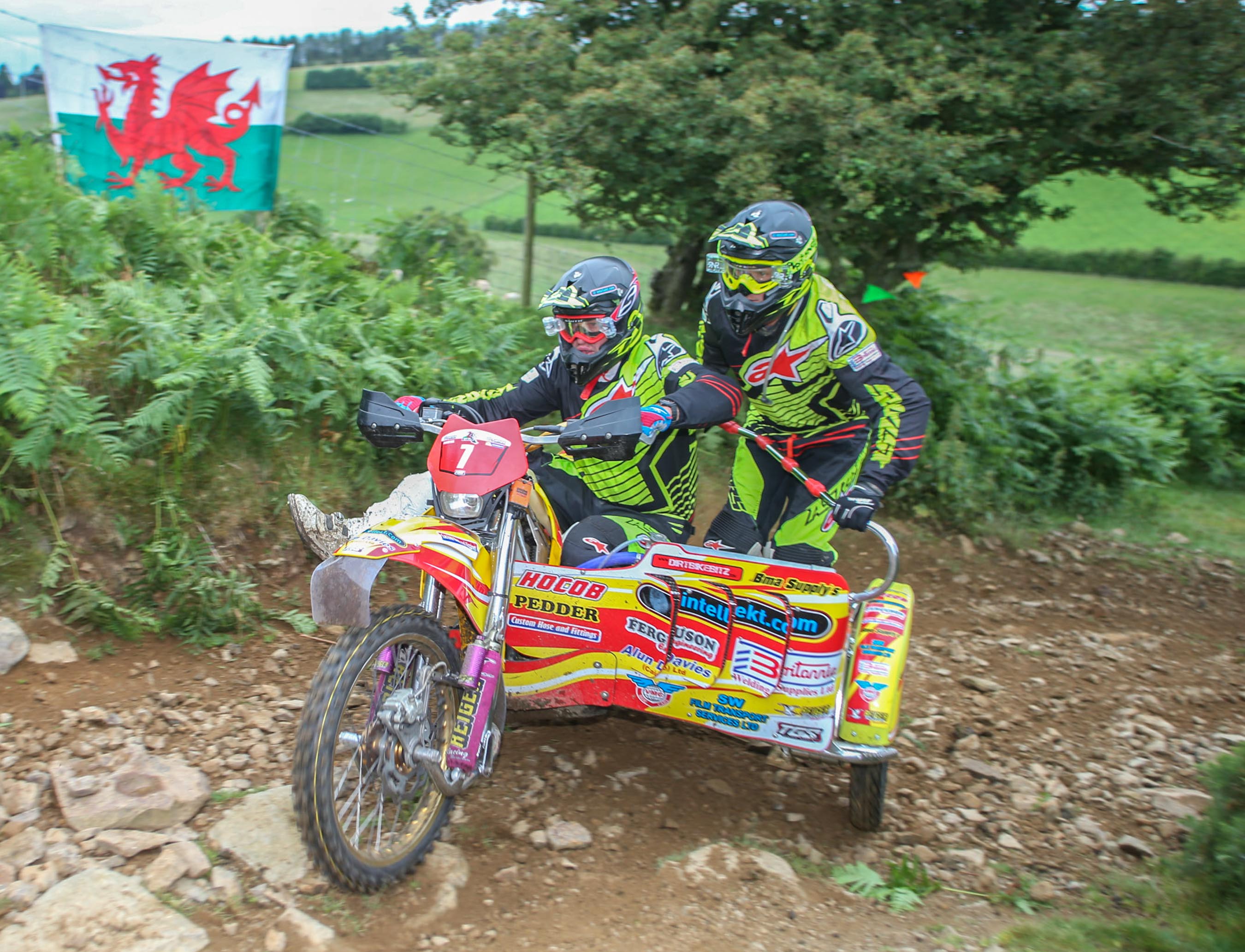 500 Riders Get Ready For Welsh 2 Day Enduro Dai Sport