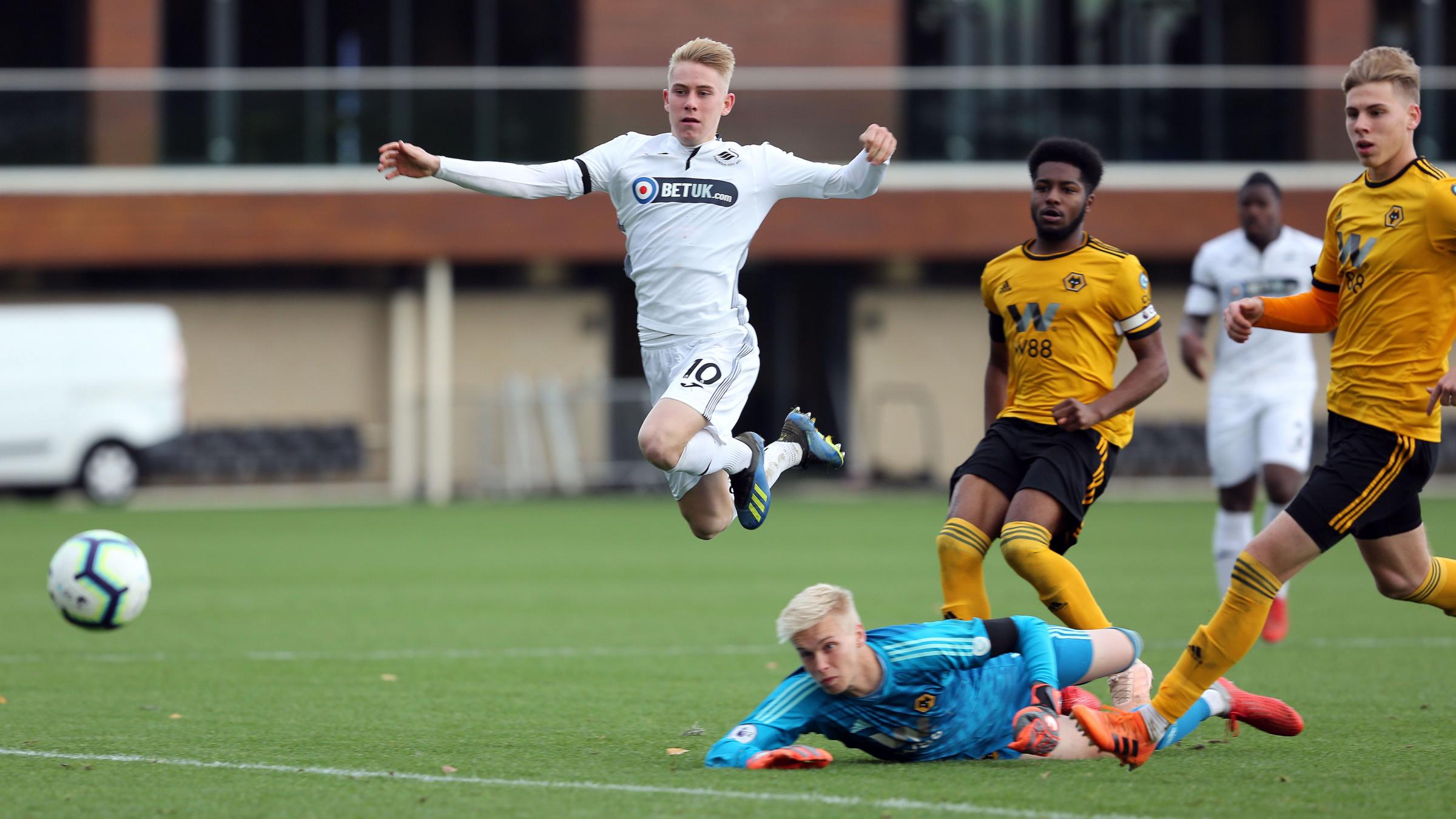 Oli Fires Swansea City Into Welsh Youth Cup Final