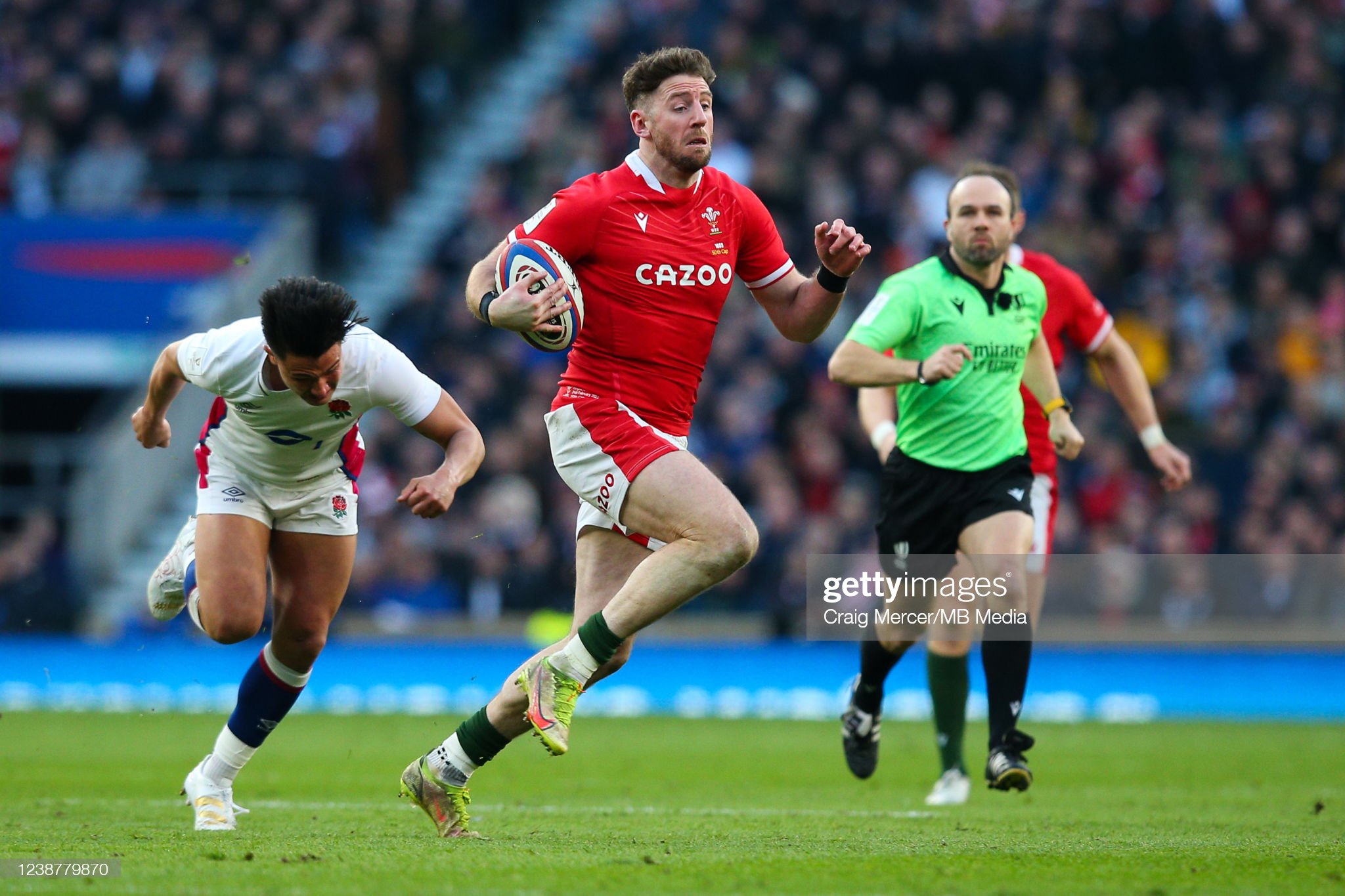 Alex Cuthbert Dances Like It’s 2013 . . . But Mis-Steps Early On Mean Wales’ Title Defence Is All But Over