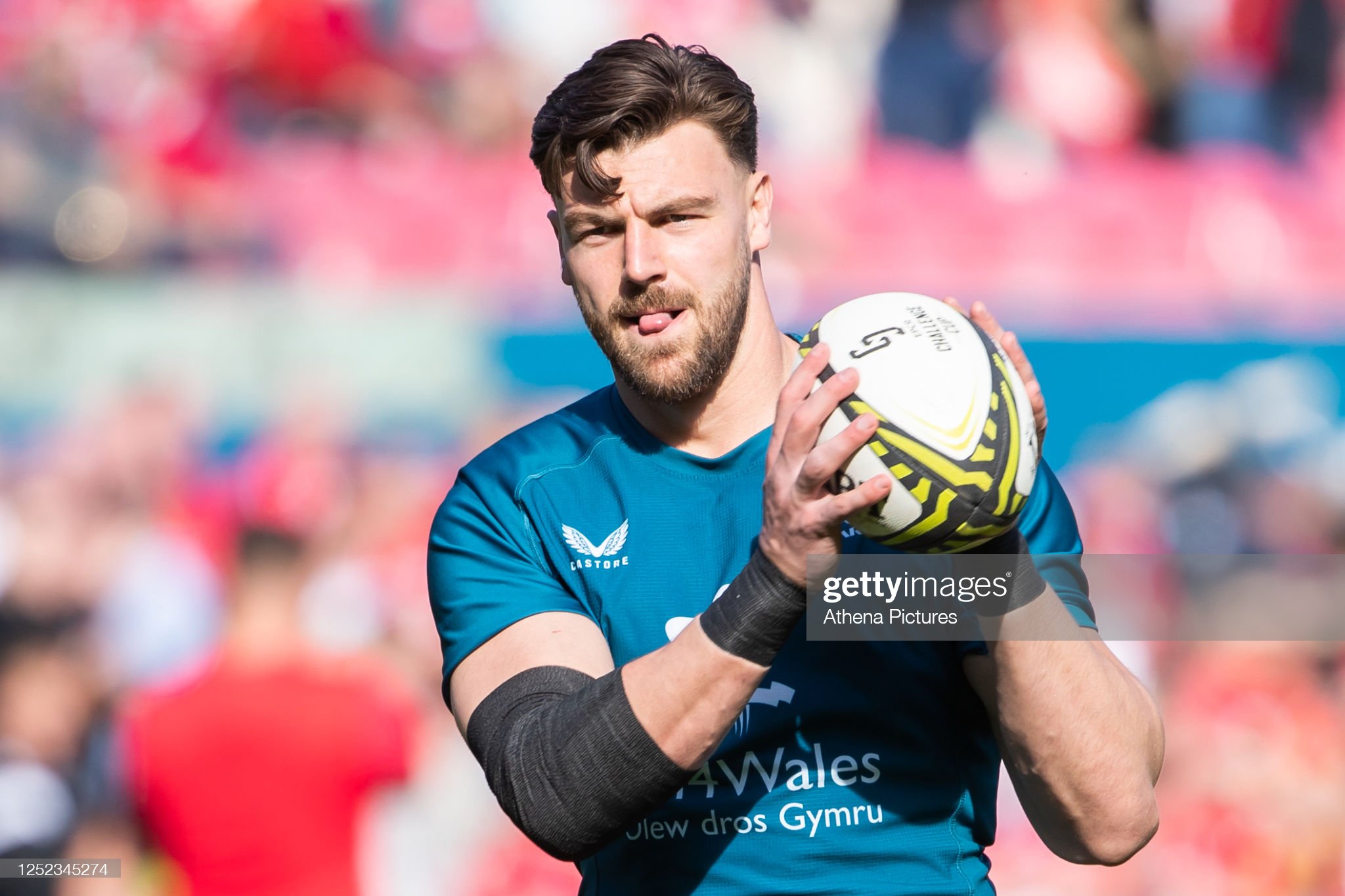 Johnny Williams and Alex Cuthbert Given Late Bid For World Cup Places With Wales