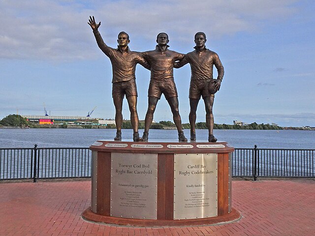 Rugby Codebreakers Statue Wins Sporting Heritage Award