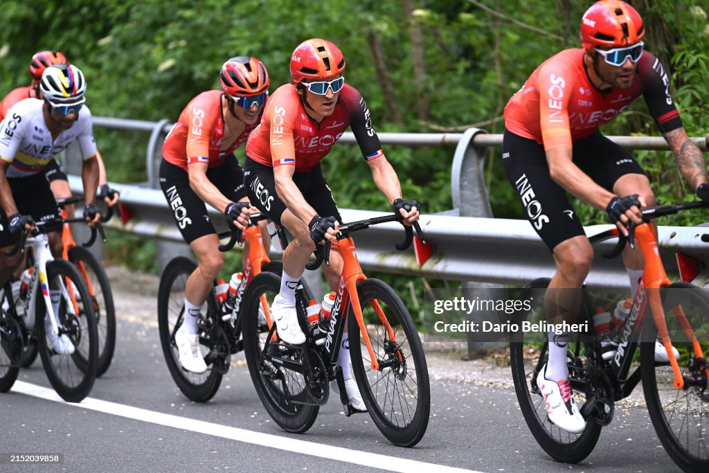 Geraint Thomas Stays Second As Giro Rolls On