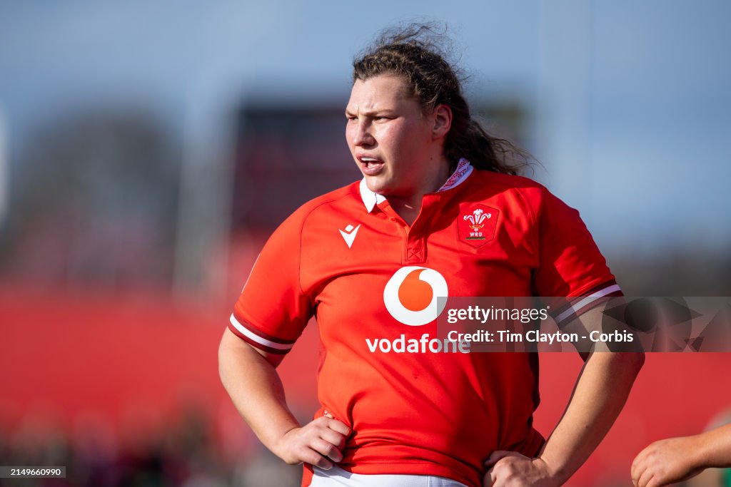 Sisters in Arms For Wales, Plus New Caps To Face Scotland