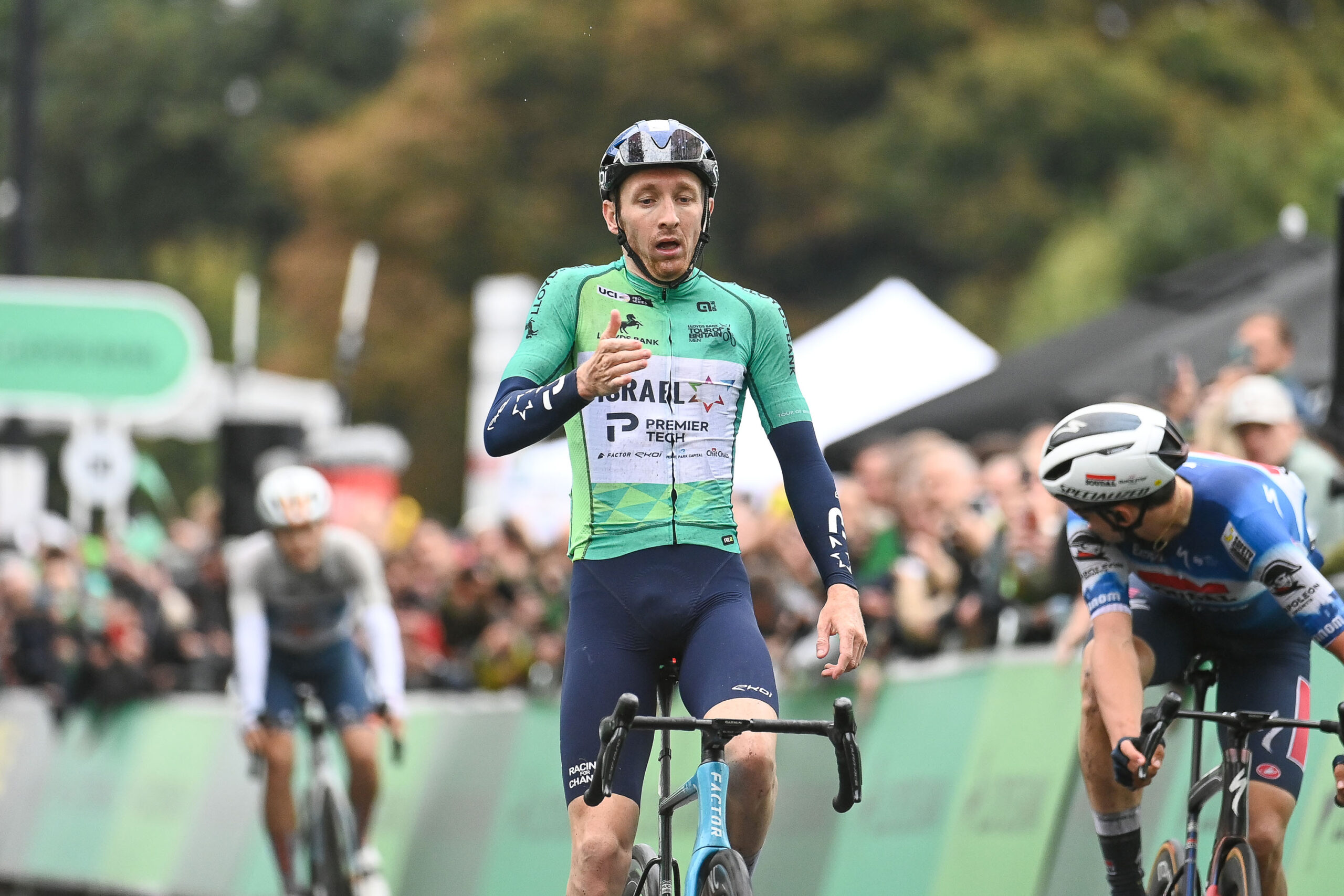 Stevie Williams Pays Tribute To The Team That Has Helped Him Lead Tour Of Britain