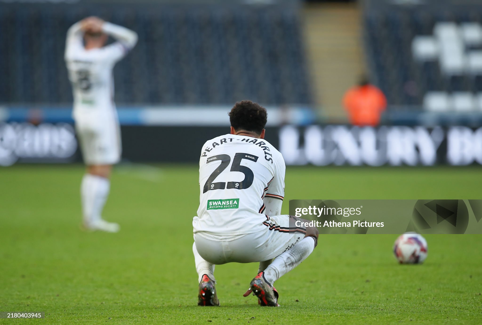 I’ve No Answers: Luke Williams Admits He’s Struggling After 525 Minutes Without Swansea City Scoring