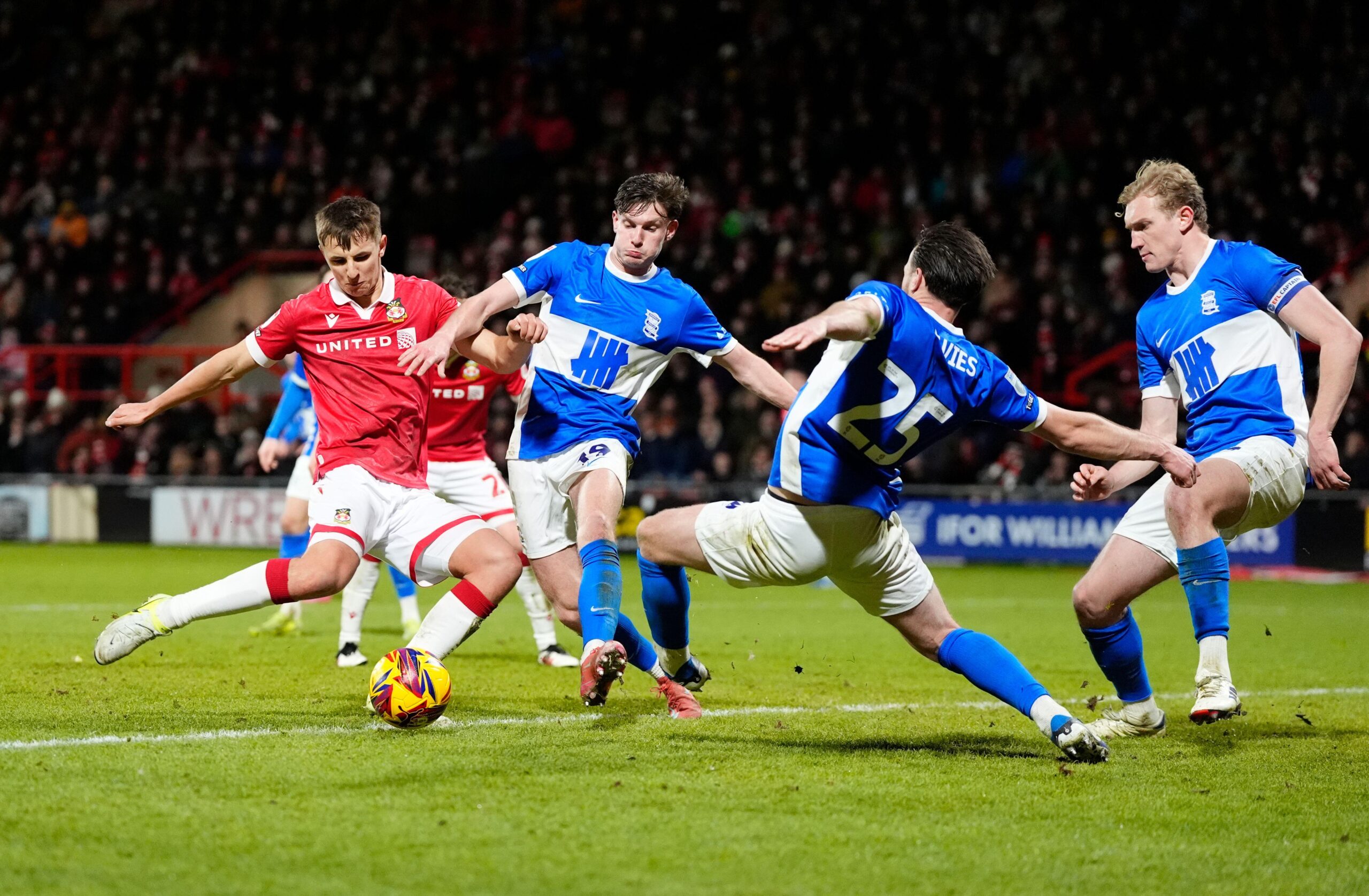 Phil Parkinson Left Proud by Wrexham but with no Winning Oscar From Hollywood Derby